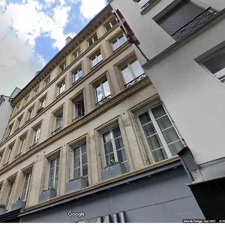 Joli Petit Renove Au Quartier Montorgueil Centre !